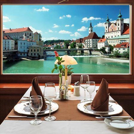 Hotel-Restaurant Minichmayr シュタイアー エクステリア 写真