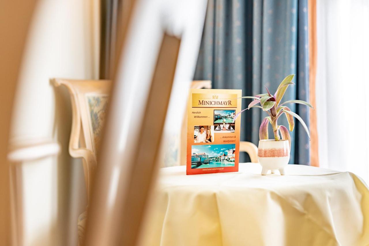 Hotel-Restaurant Minichmayr シュタイアー エクステリア 写真
