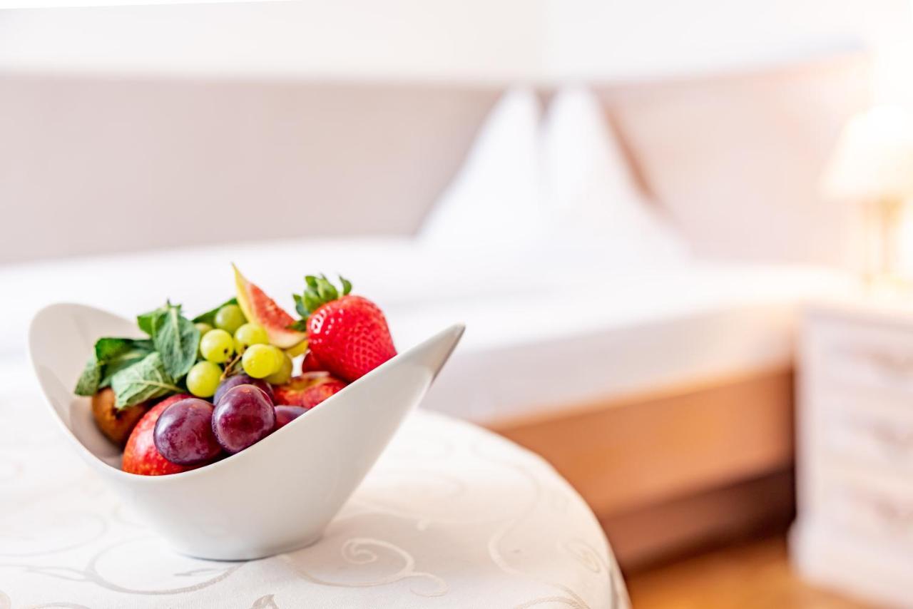 Hotel-Restaurant Minichmayr シュタイアー エクステリア 写真
