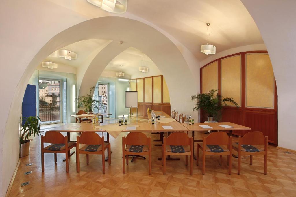Hotel-Restaurant Minichmayr シュタイアー エクステリア 写真